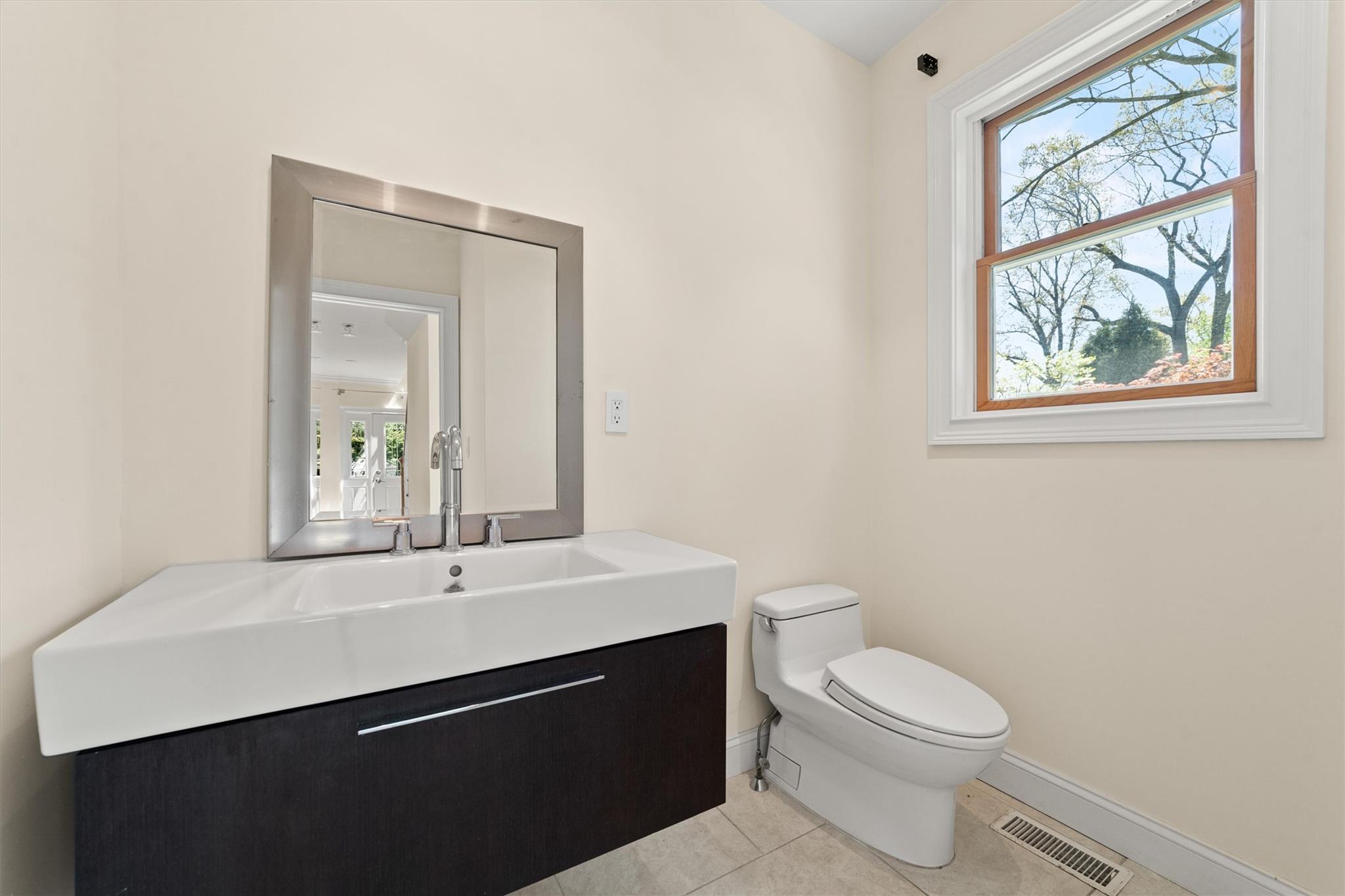 4 Bogert Avenue, White Plains, New York image 13