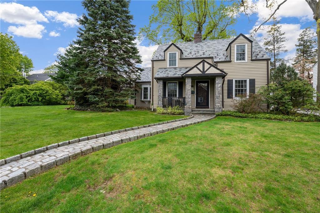 94 Overlook Avenue, Eastchester, New York image 2