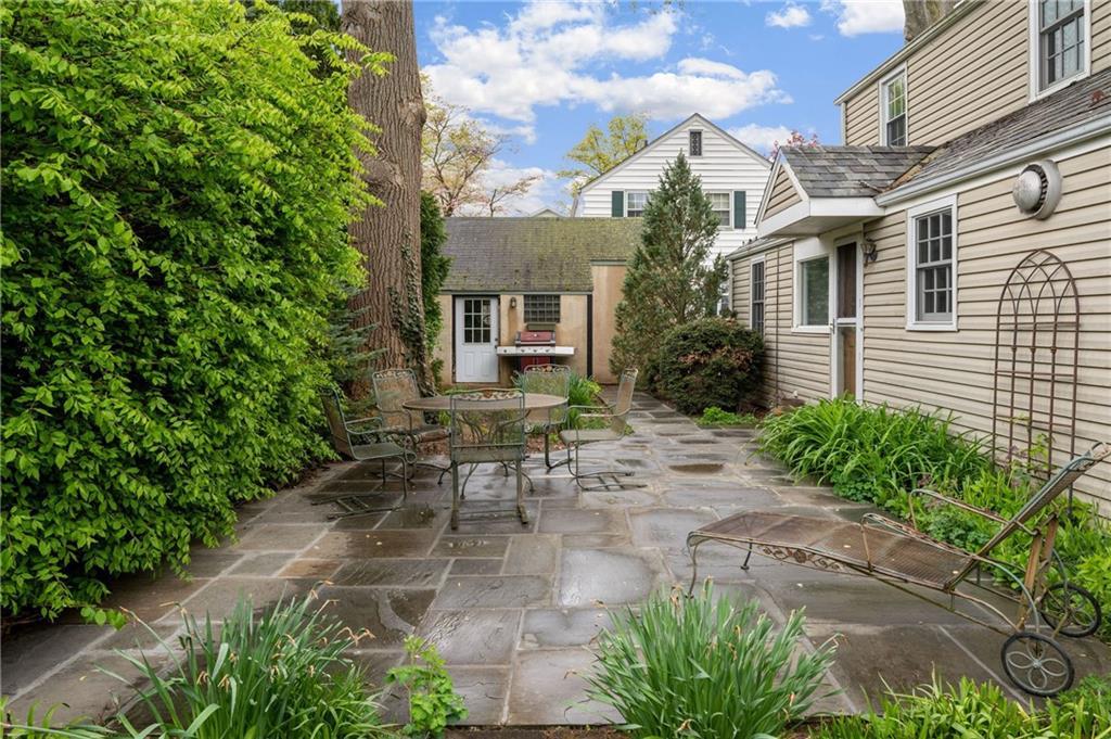 94 Overlook Avenue, Eastchester, New York image 22