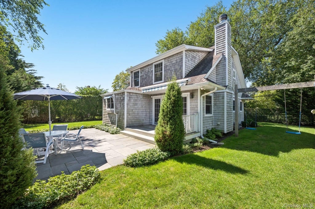 Photo of 200 Little Plains Road, Southampton, NY 11968 (MLS # 1048282)