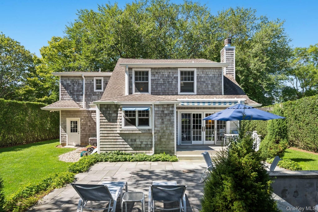 Photo of 200 Little Plains Road, Southampton, NY 11968 (MLS # 1048282)