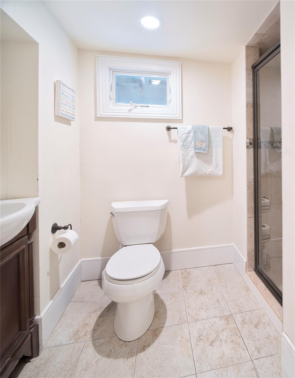 861 Dune Road, Westhampton Beach, New York image 42