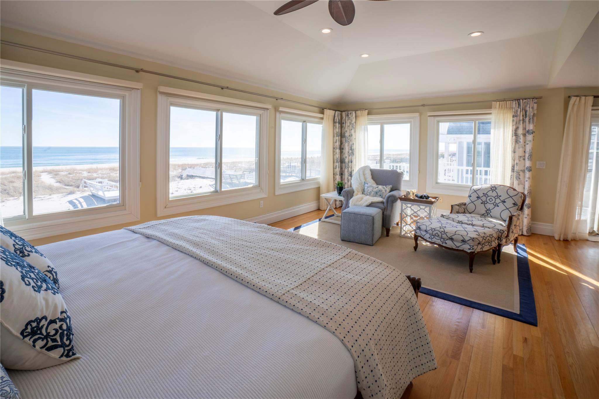861 Dune Road, Westhampton Beach, New York image 28