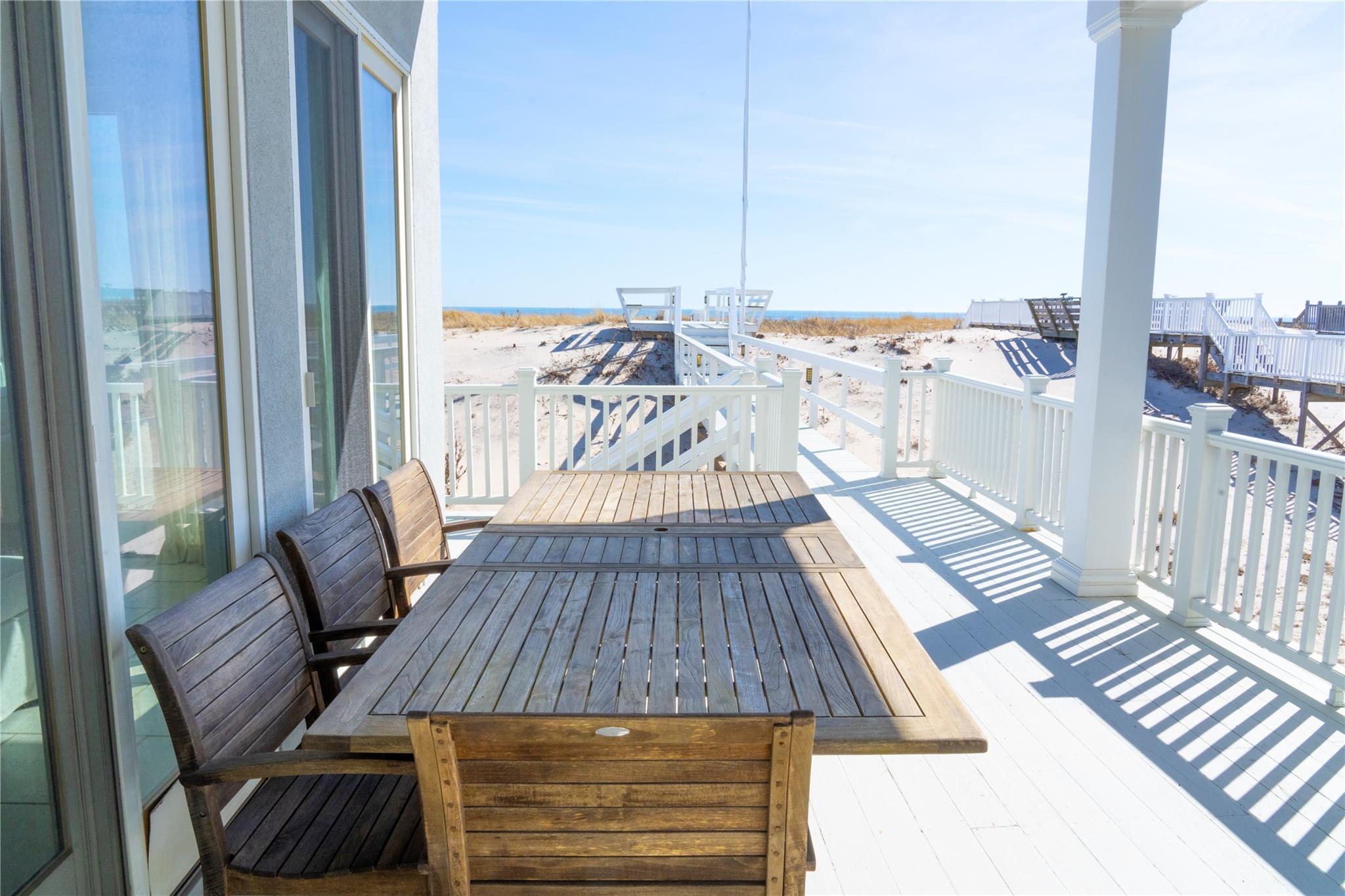861 Dune Road, Westhampton Beach, New York image 24