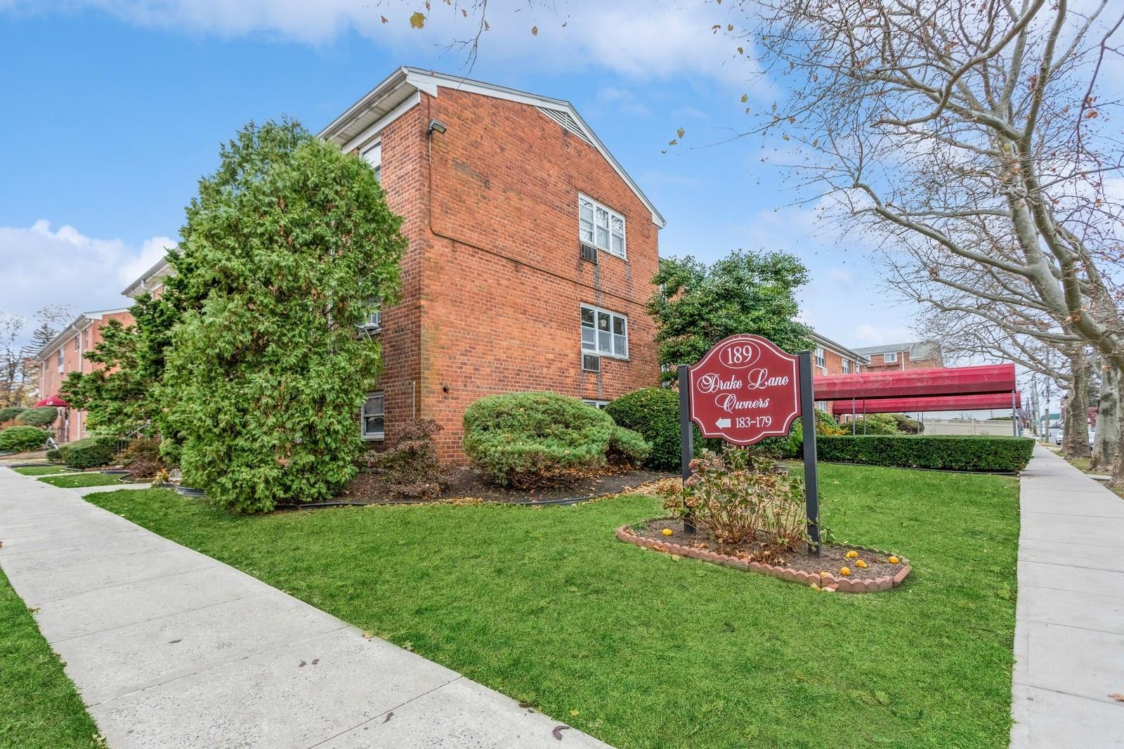 189 Drake Avenue #2A, New Rochelle, New York image 18