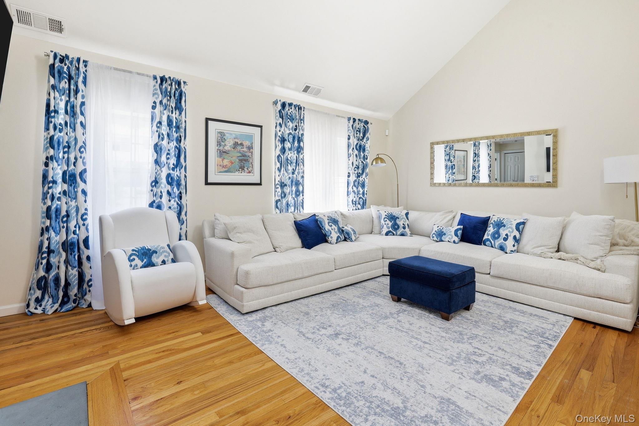 599 Midland Avenue 3-5