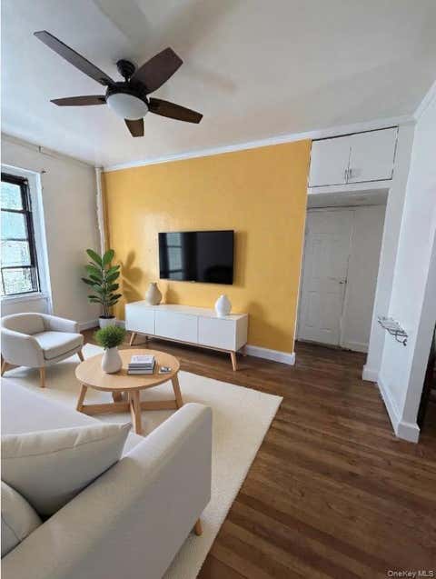 Homes For Sale - 2167 33rd Street #3H<br/> Queens County, Astoria, NY 11105