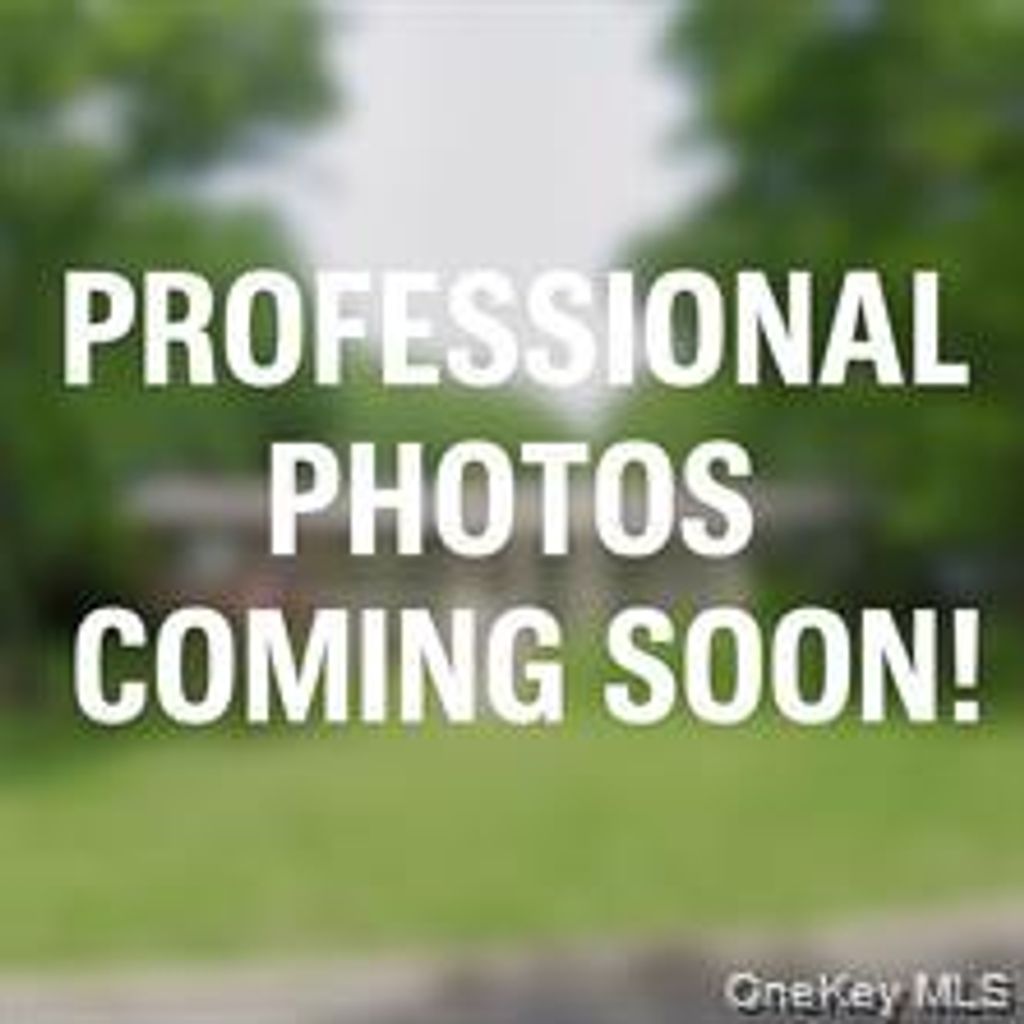Photo of 693 Wantagh Avenue, Wantagh, NY 11793 (MLS # 922987)