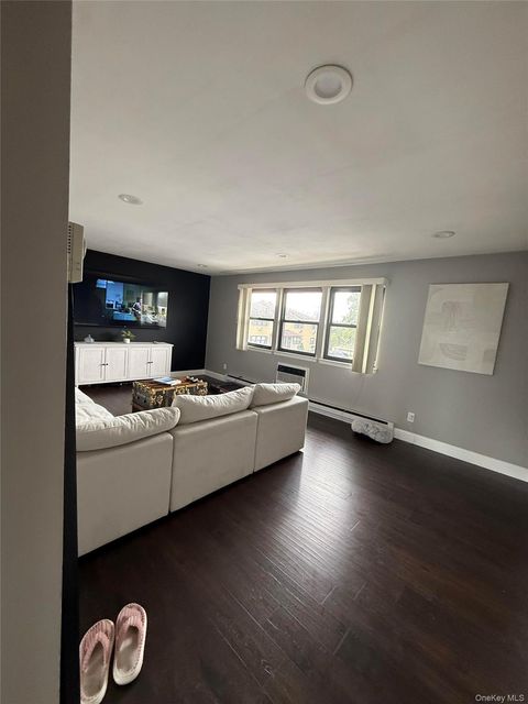 Photo of 693 Wantagh Avenue, Wantagh, NY 11793 (MLS # 922987)