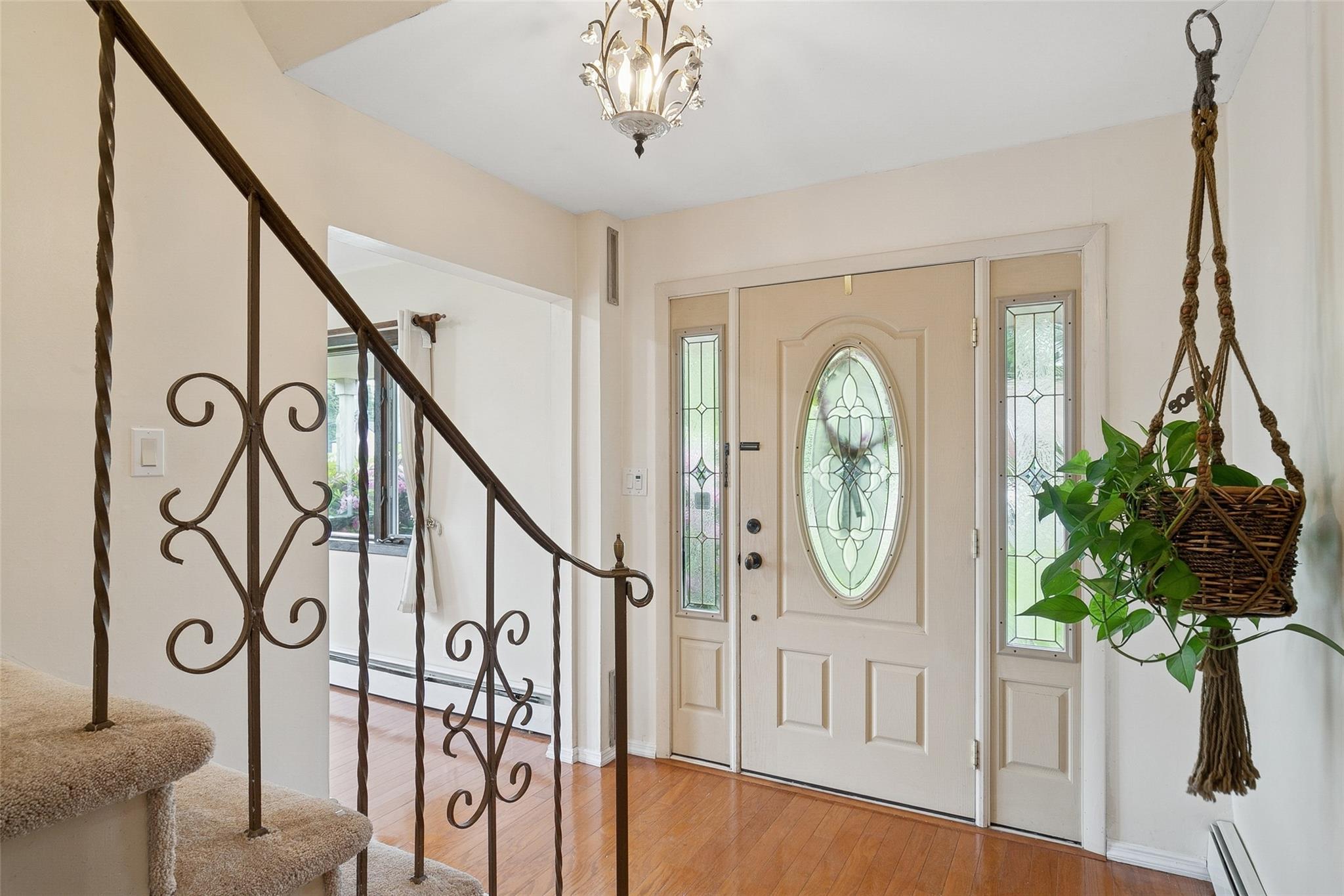34 Arcadia Drive, Dix Hills, New York image 13