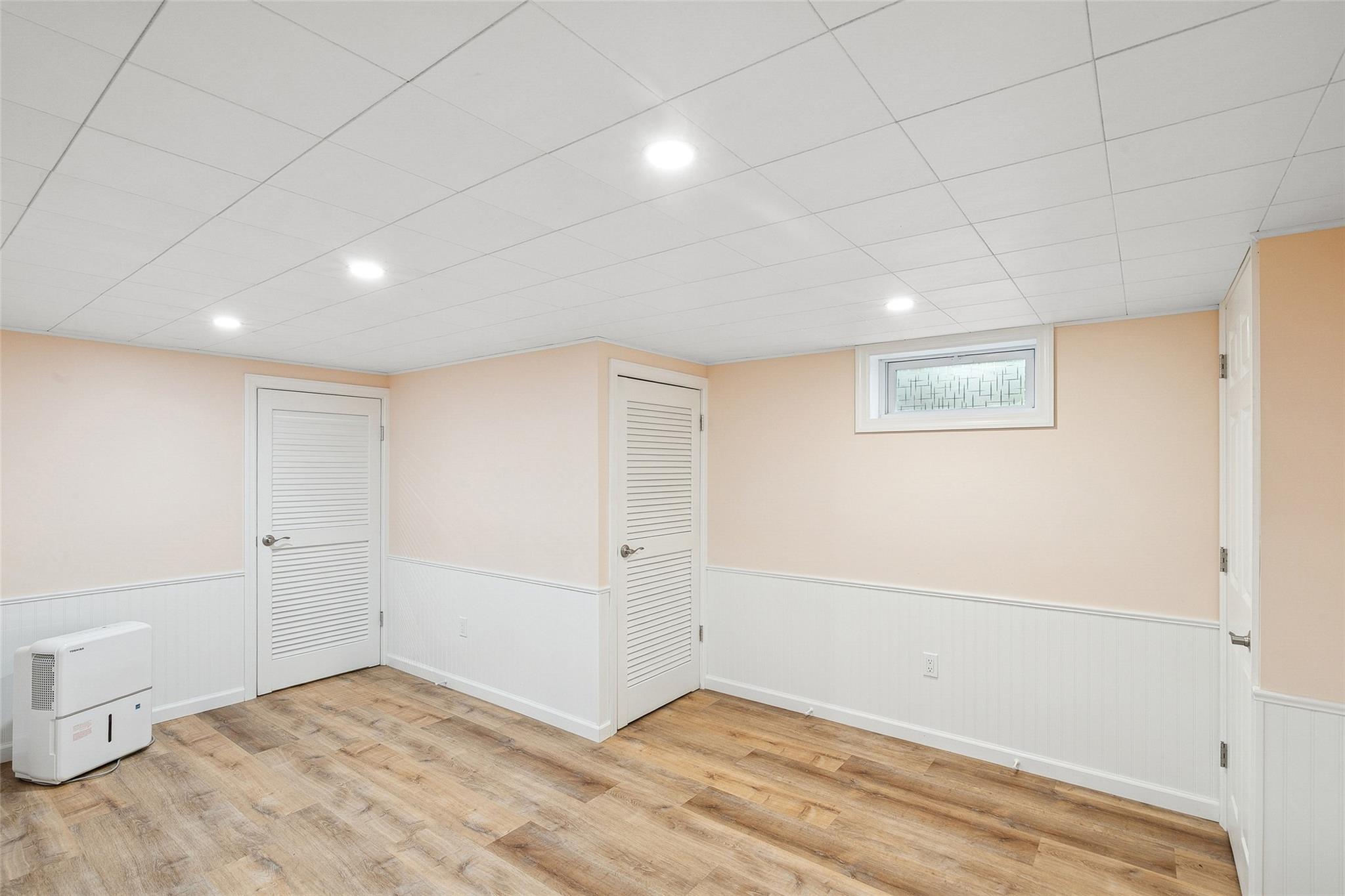 34 Arcadia Drive, Dix Hills, New York image 36