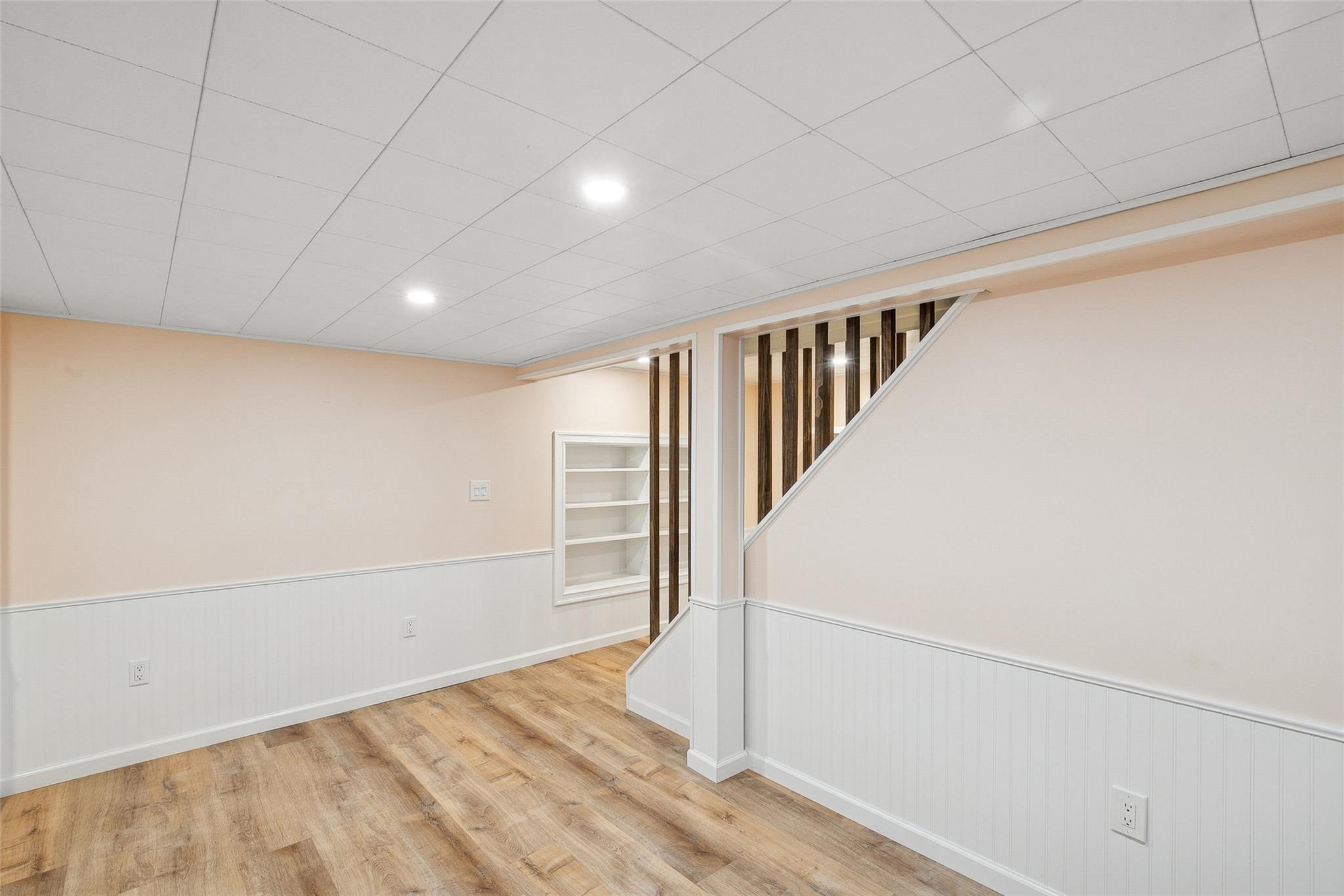 34 Arcadia Drive, Dix Hills, New York image 37