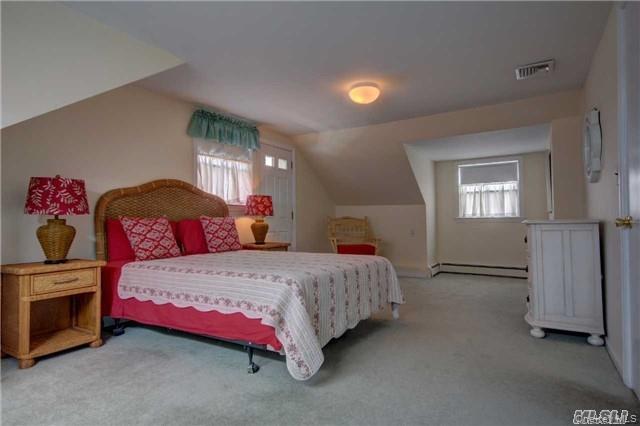 Atlantic Beach, New York 11509, United States, 5 Bedrooms Bedrooms, ,3 BathroomsBathrooms,Residential,Active,252588