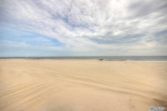 Atlantic Beach, New York 11509, United States, 5 Bedrooms Bedrooms, ,3 BathroomsBathrooms,Residential,Active,252588