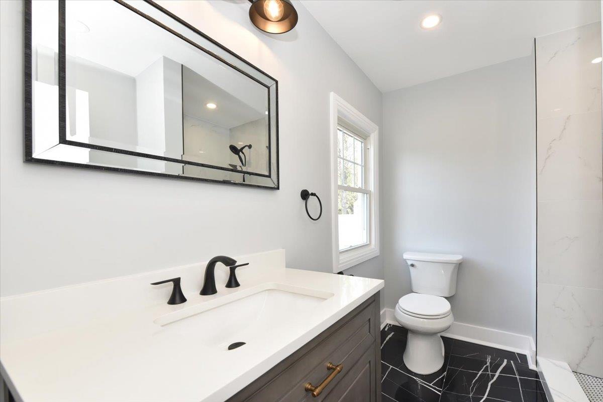 149 Simonson Road, Mineola, New York image 24