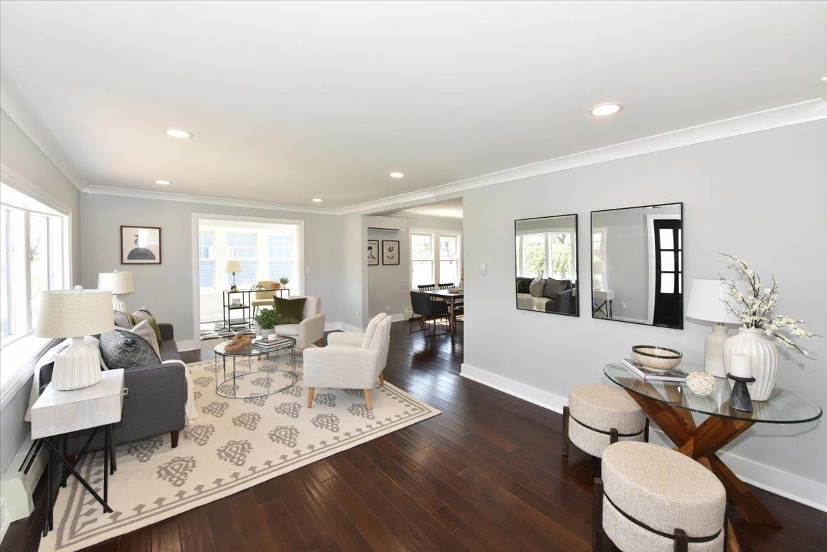 149 Simonson Road, Mineola, New York image 4