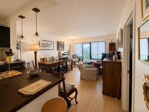 Condo For Rent - 25-40 Shore Boulevard #14T<br/> Astoria, NY 11102