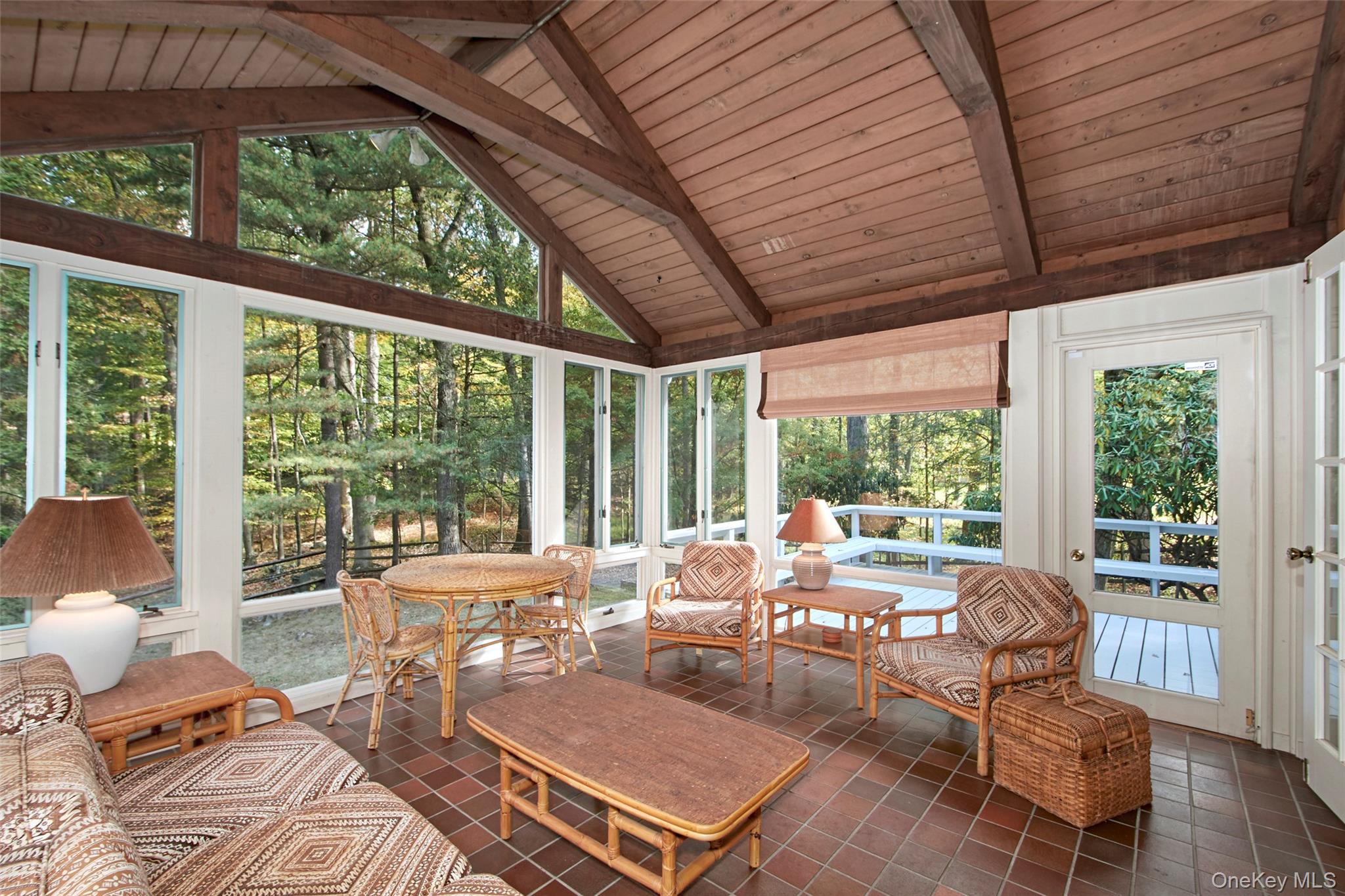 Chappaqua, New York 10514, United States, 3 Bedrooms Bedrooms, ,2 BathroomsBathrooms,Residential,Active,227403