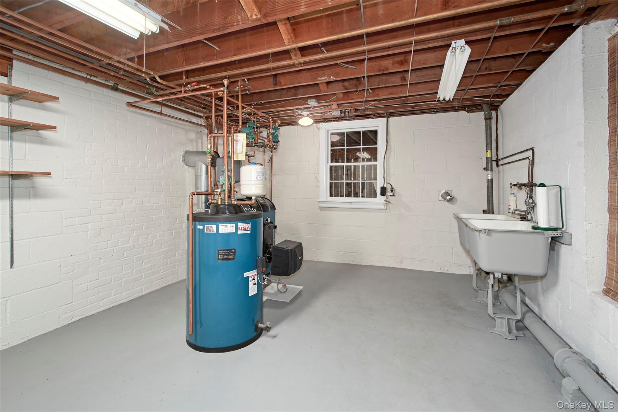 Chappaqua, New York 10514, United States, 3 Bedrooms Bedrooms, ,2 BathroomsBathrooms,Residential,Active,227403