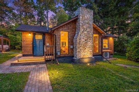 Photo of 2 Hazelwood Road, Wurtsboro, NY 12790 (MLS # 1061164)