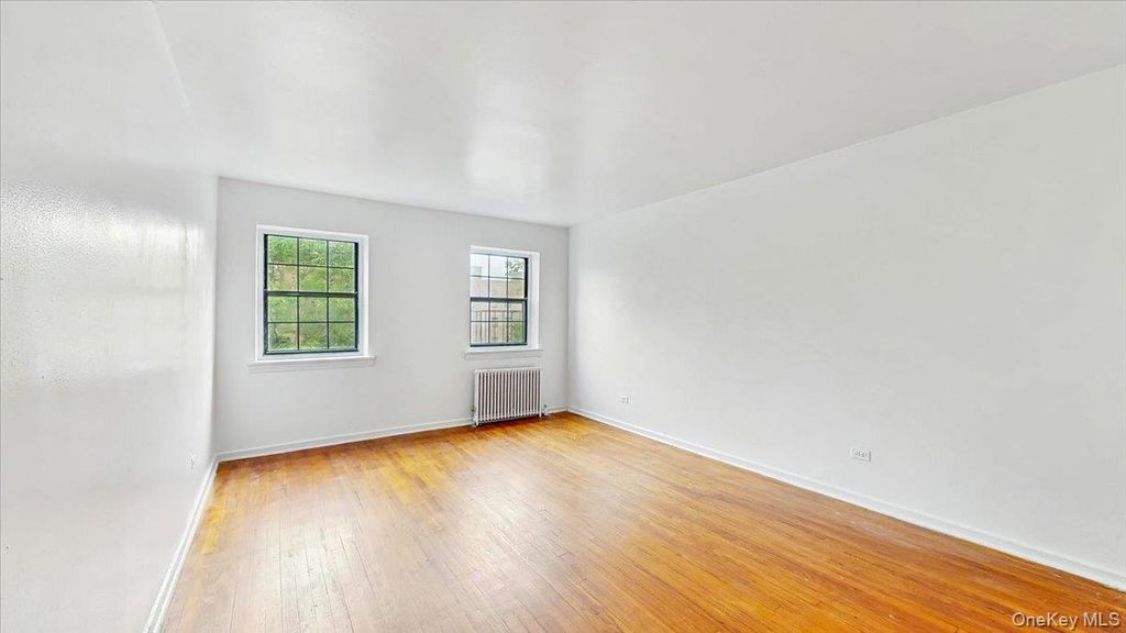 Photo of 144-15 78th Rd Rd #3A, Kew Garden Hills, NY 11367 (MLS # 1028825)