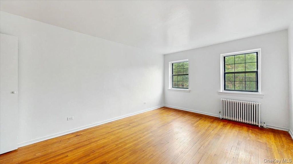 Photo of 144-15 78th Rd Rd #3A, Kew Garden Hills, NY 11367 (MLS # 1028825)