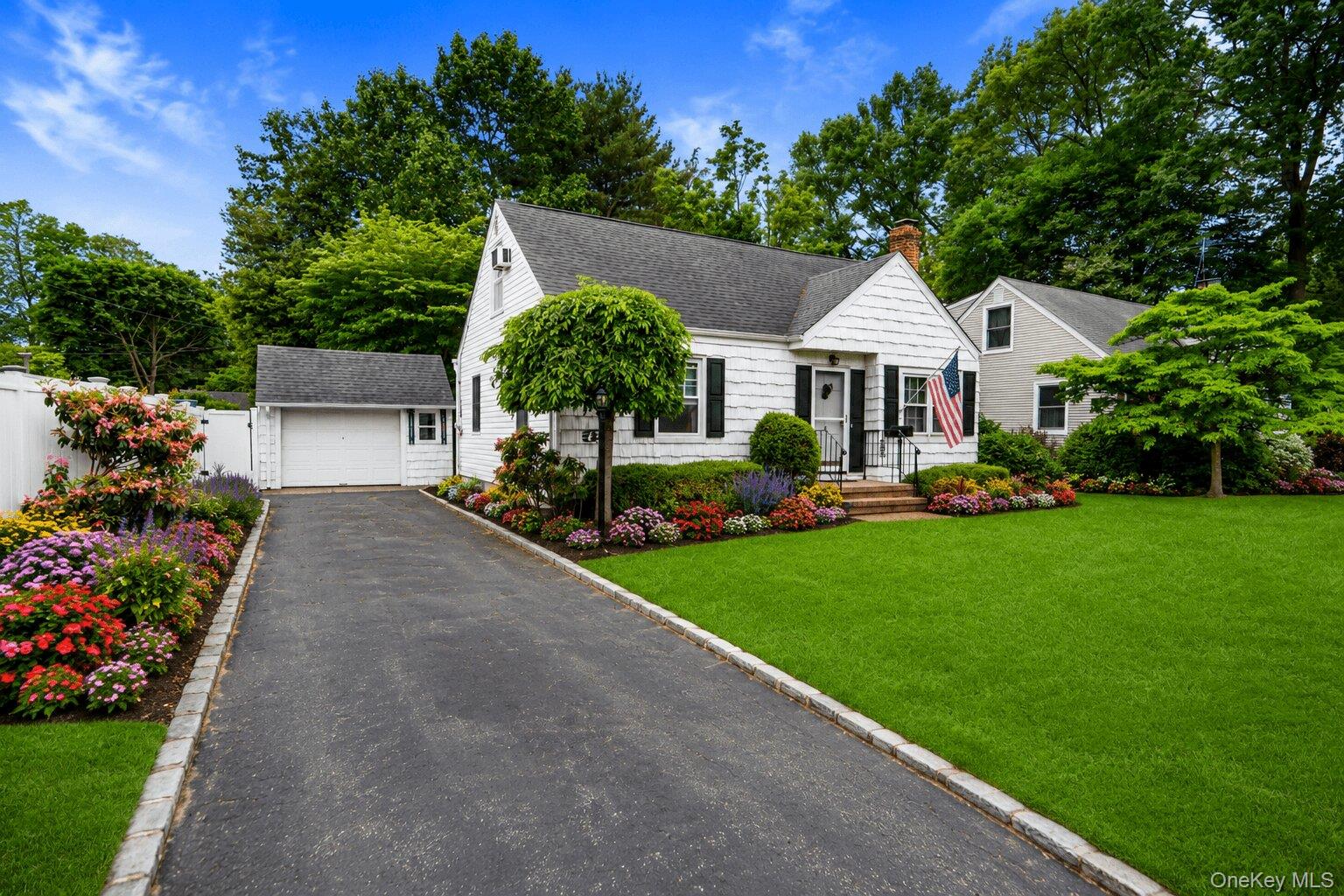4 Birch Place