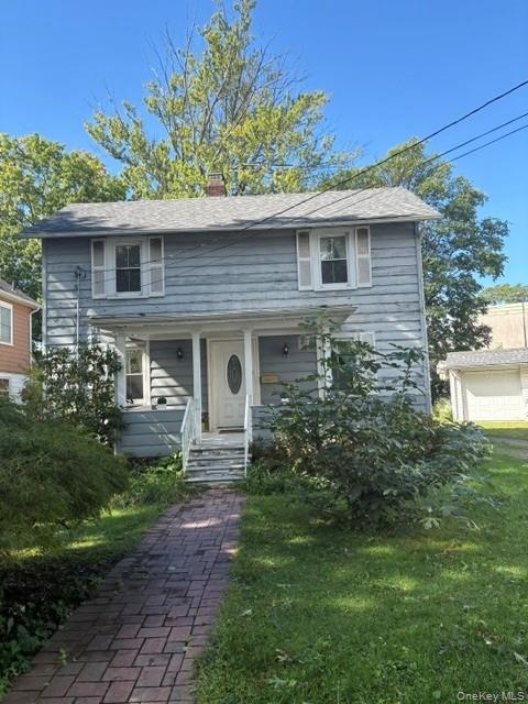 Homes For Sale - 12 West End Avenue<br/> Great Neck, NY 11023
