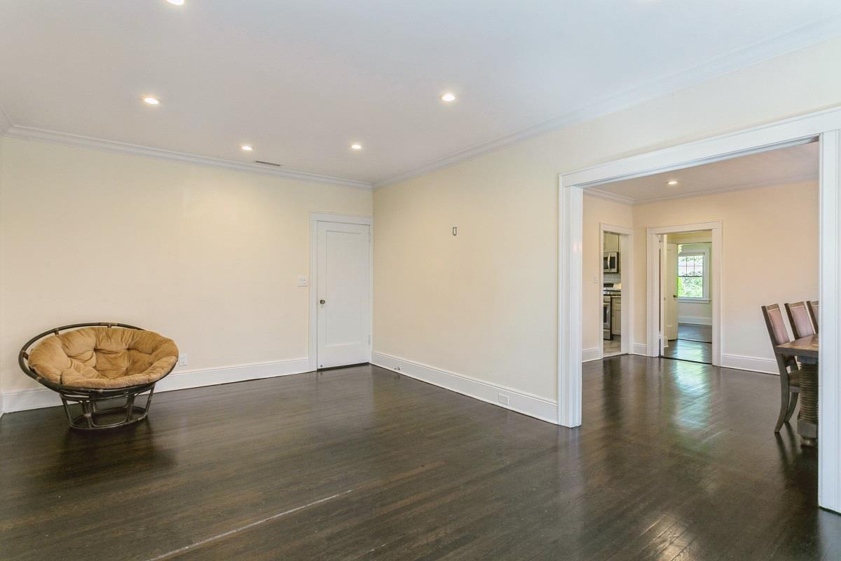 371 Hayward Avenue #2