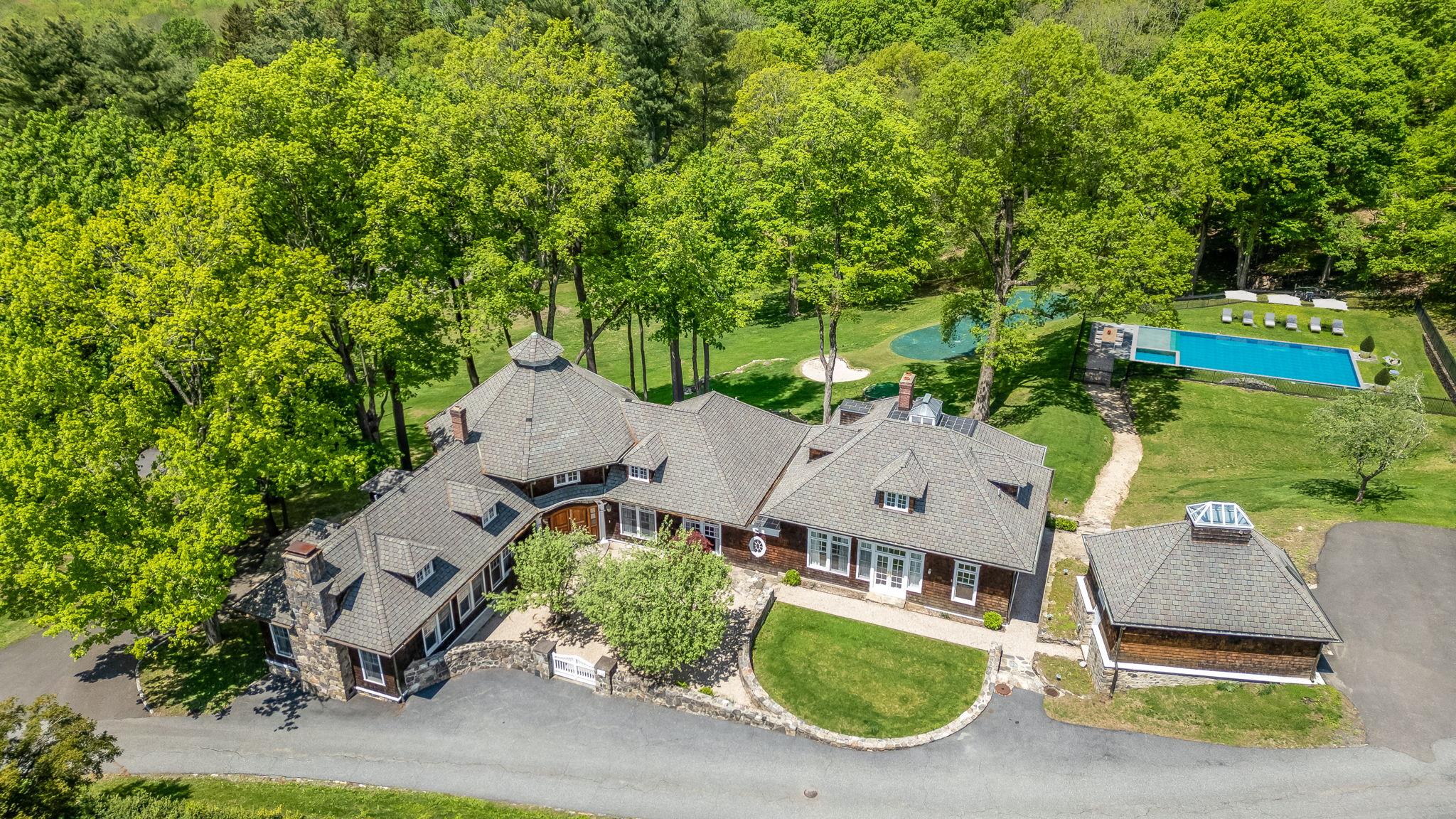 224 Chestnut Ridge Road