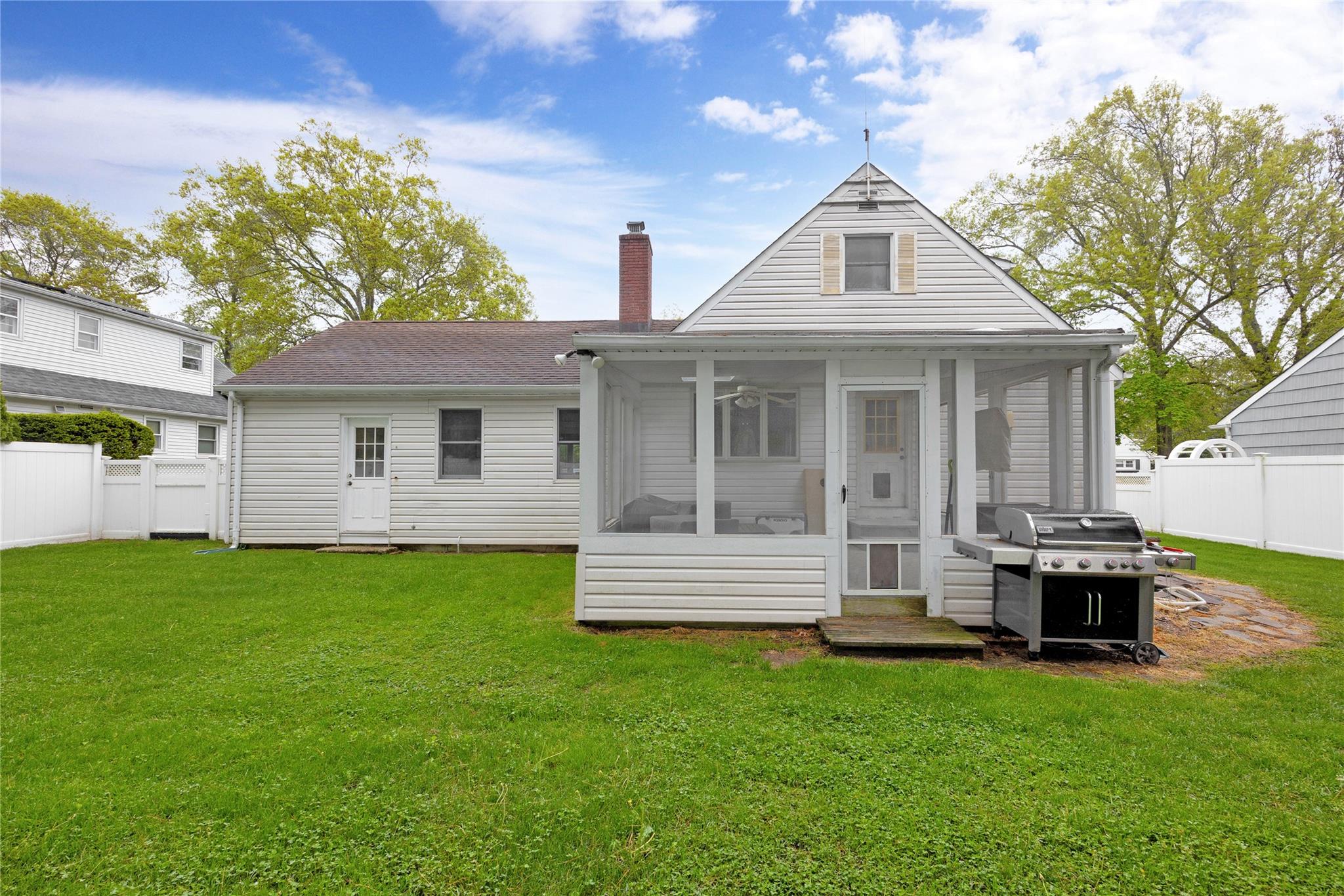 54 Bryan Avenue, Amityville, New York image 24