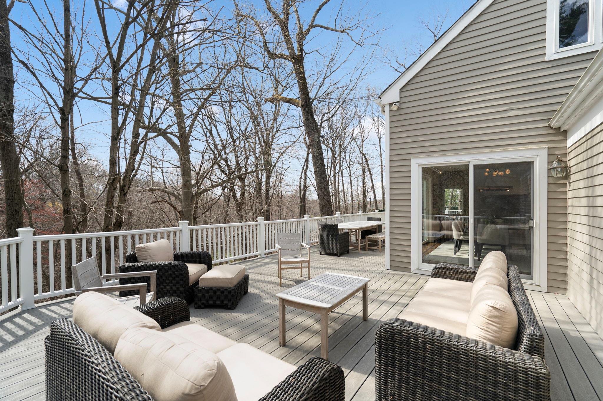 7 Lewiston Court, Briarcliff Manor, New York image 19