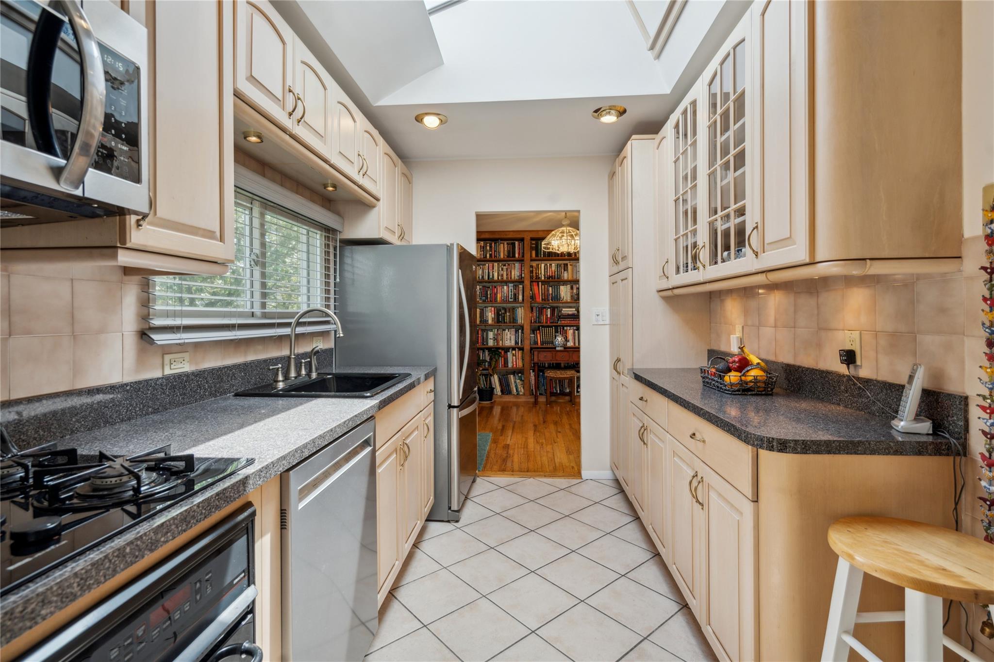 1 Brian Street, Plainview, New York image 14