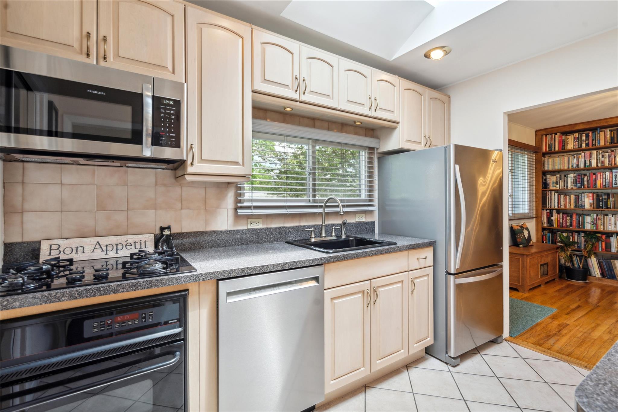 1 Brian Street, Plainview, New York image 13