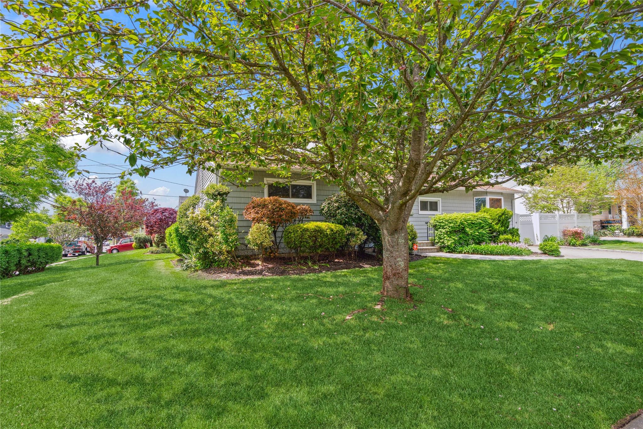 1 Brian Street, Plainview, New York image 3