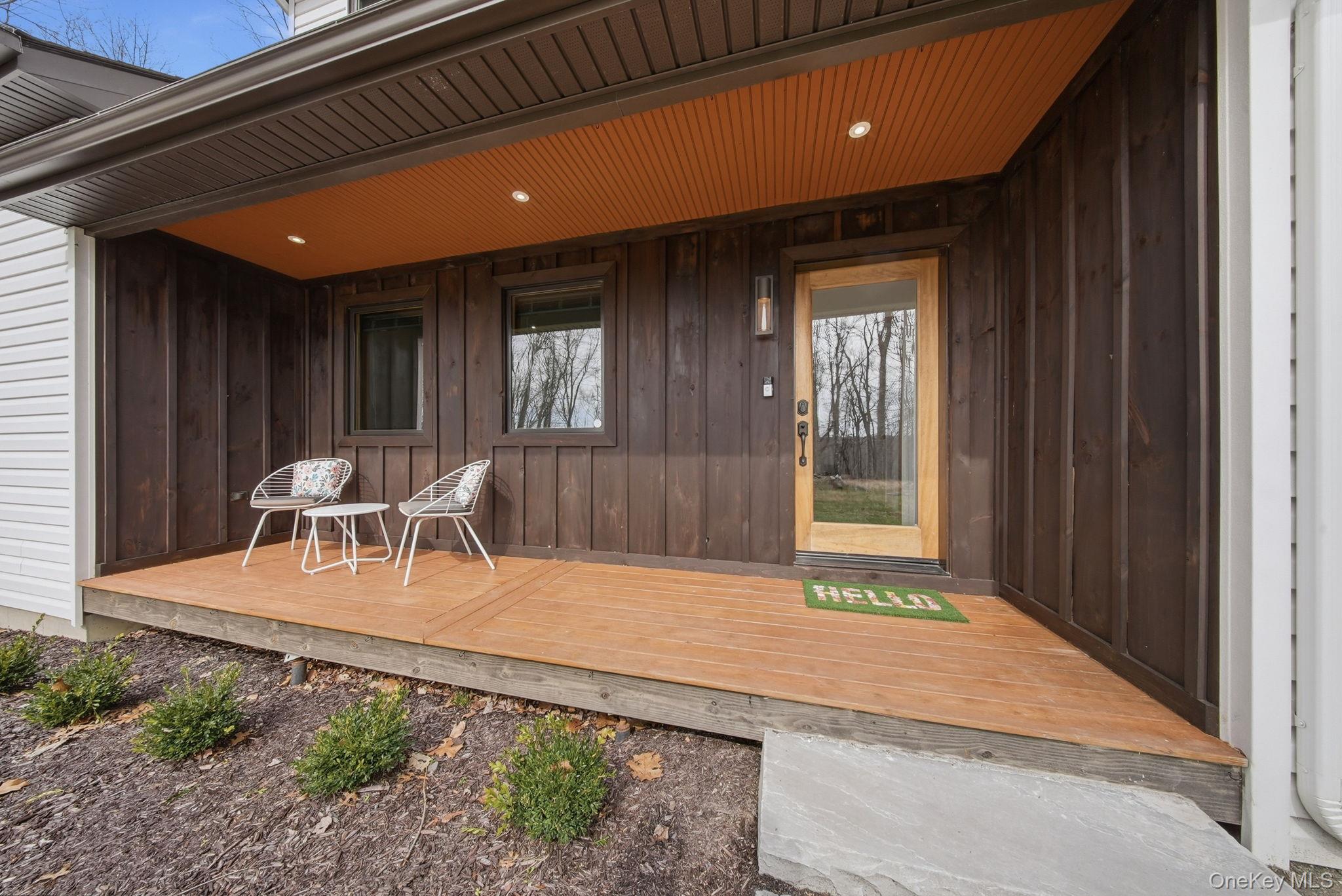 572 Greenville Turnpike