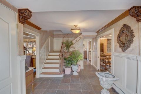 85 Dix Hills Road Huntington NY 11743
