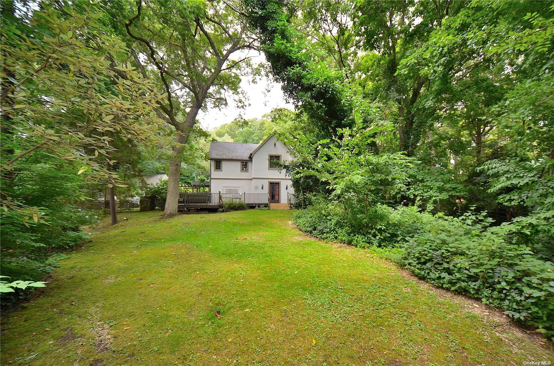 85 Dix Hills Road, Huntington, New York image 29