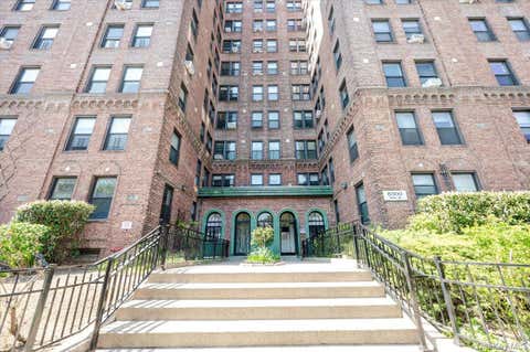Homes For Sale - 8300 Talbot Street #2B<br/> Queens County, Kew Gardens, NY 11415