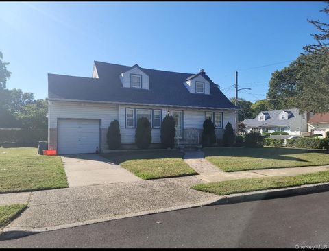 1024 Mahopac Rd, West Hempstead, NY 11552 - MLS#: 923198