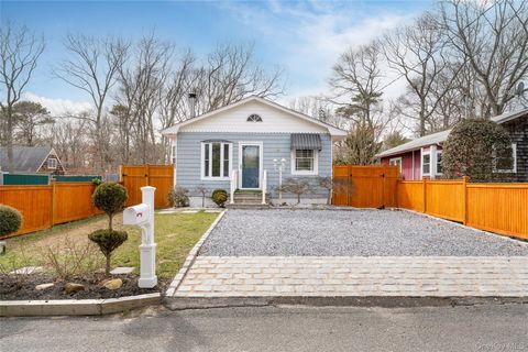 Homes For Sale - 34 Shinnecock Avenue<br/> East Quogue, NY 11942