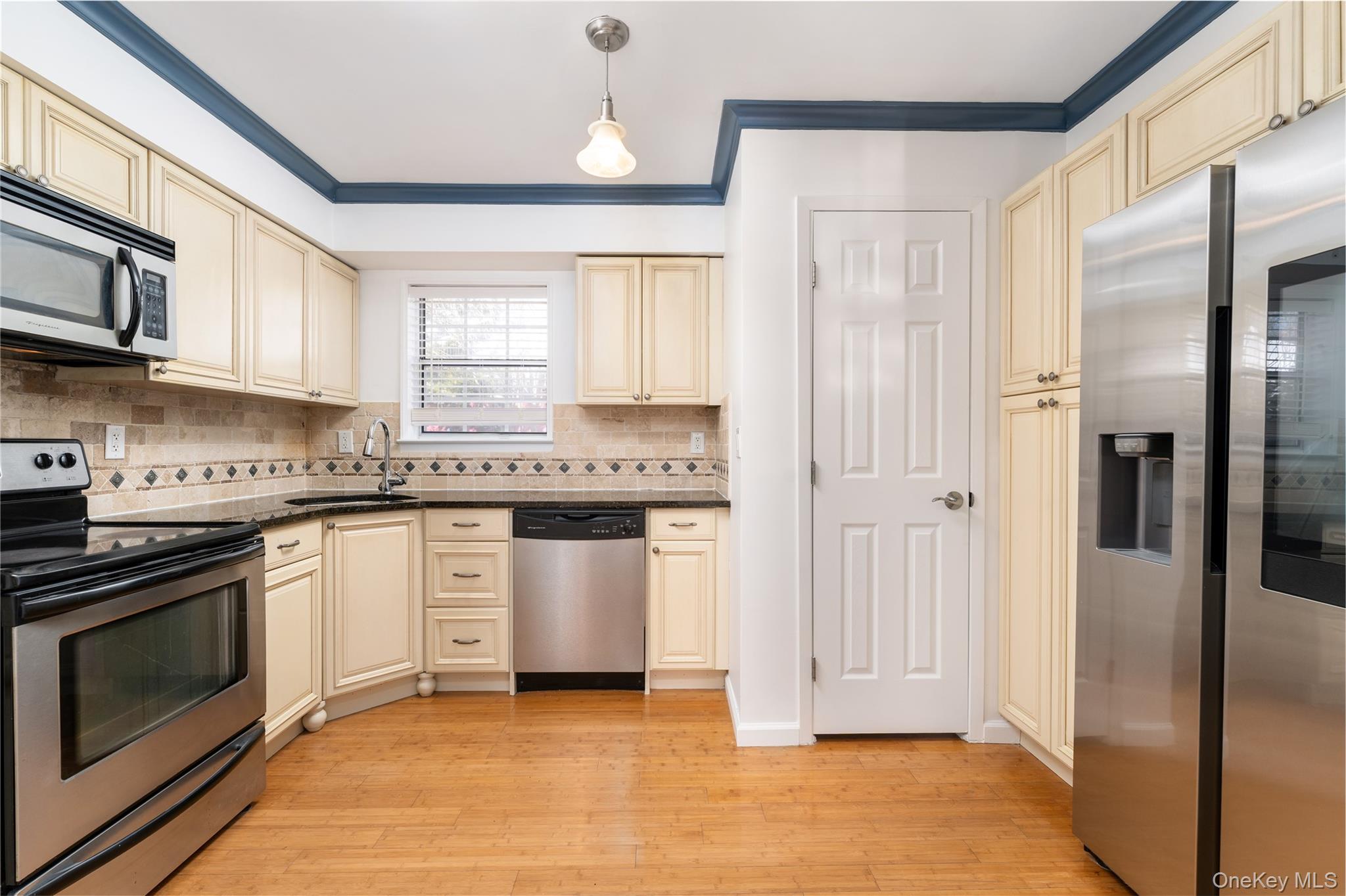 34 Shinnecock Avenue