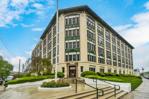 Condo For Rent - 1 Landmark Square #522<br/> Port Chester, NY 10573