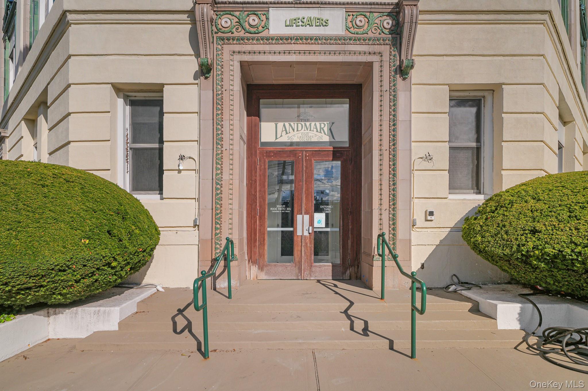 1 Landmark Square 601