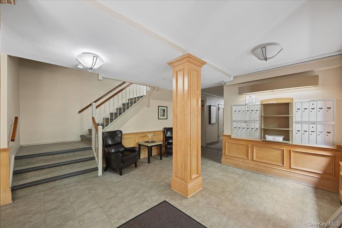 51 White Oak Street 4D