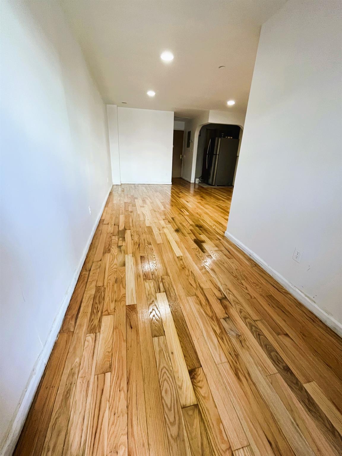104-27 38 Avenue #1B, Corona, New York image 4