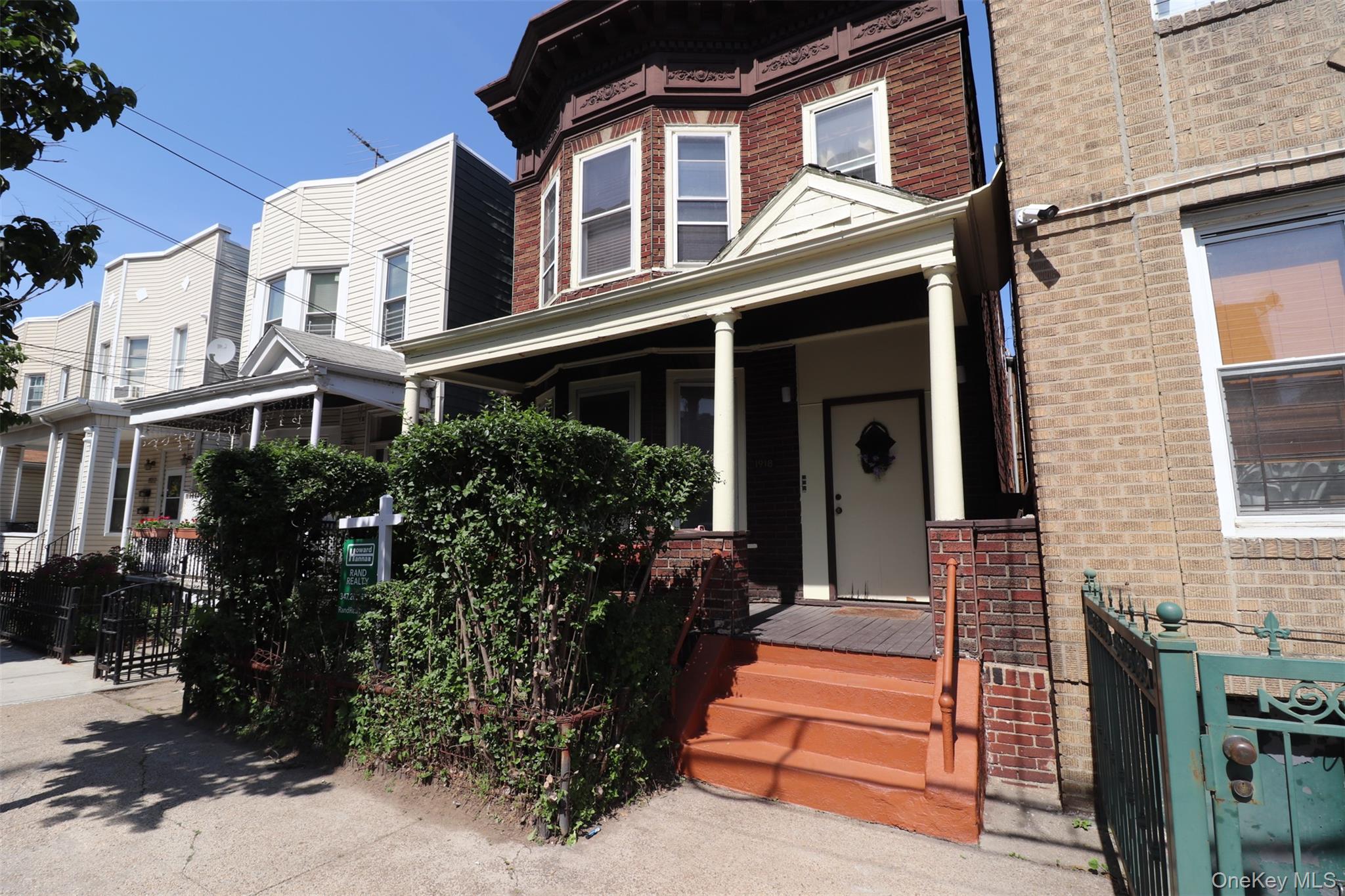 Photo 1 of 14 — 1918 Holland Avenue, Bronx, NY 10462