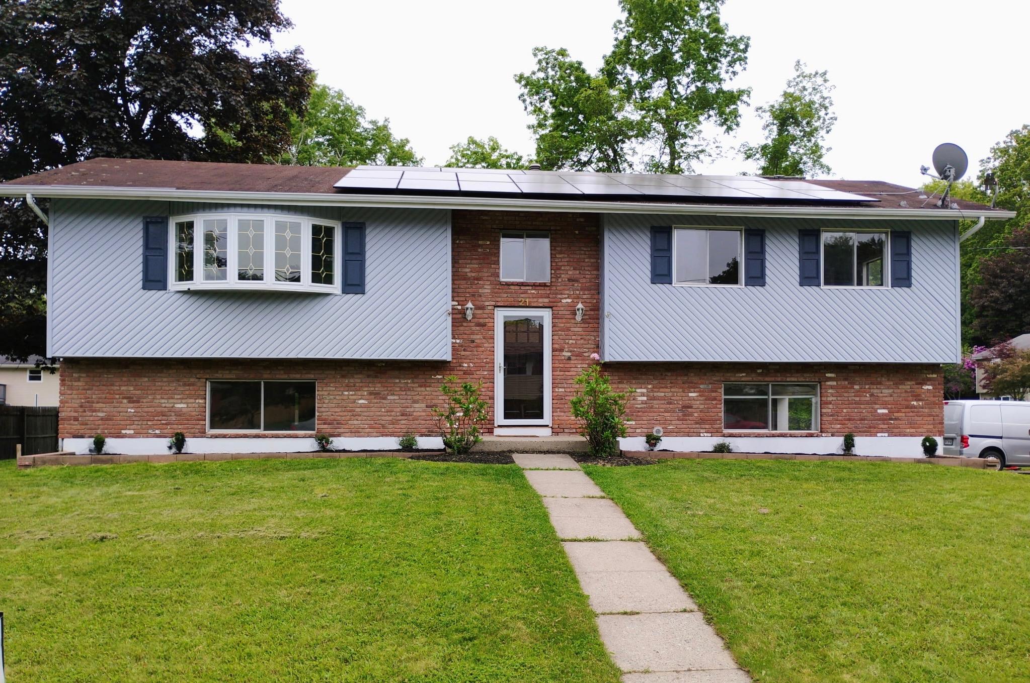 21 Standish Avenue, Middletown, New York image 1
