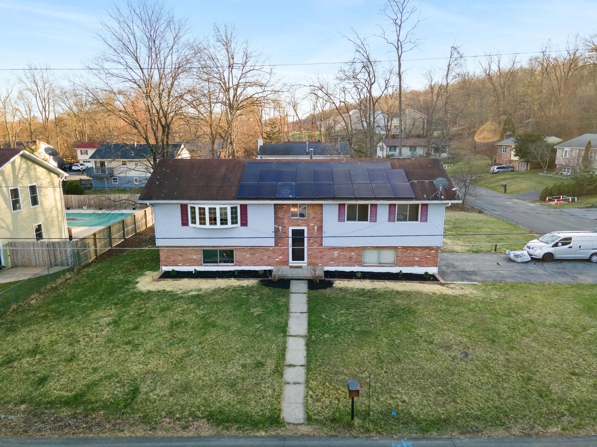 21 Standish Avenue, Middletown, New York image 3