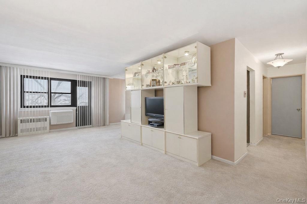 85-10 151st Avenue 1C